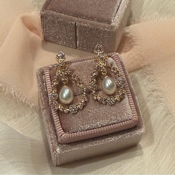 Handmade Genuine Akoya Pearl Teardrop 14K Gold Drop Earrings‎